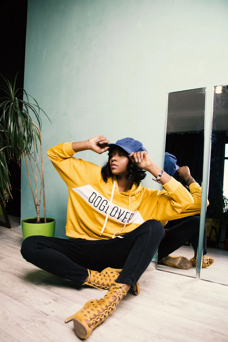 Sarı Baskılı Hoodie Sarı Baskılı Hoodie
