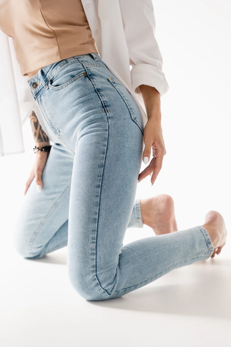 Blue Contour Skinny Jean 3
